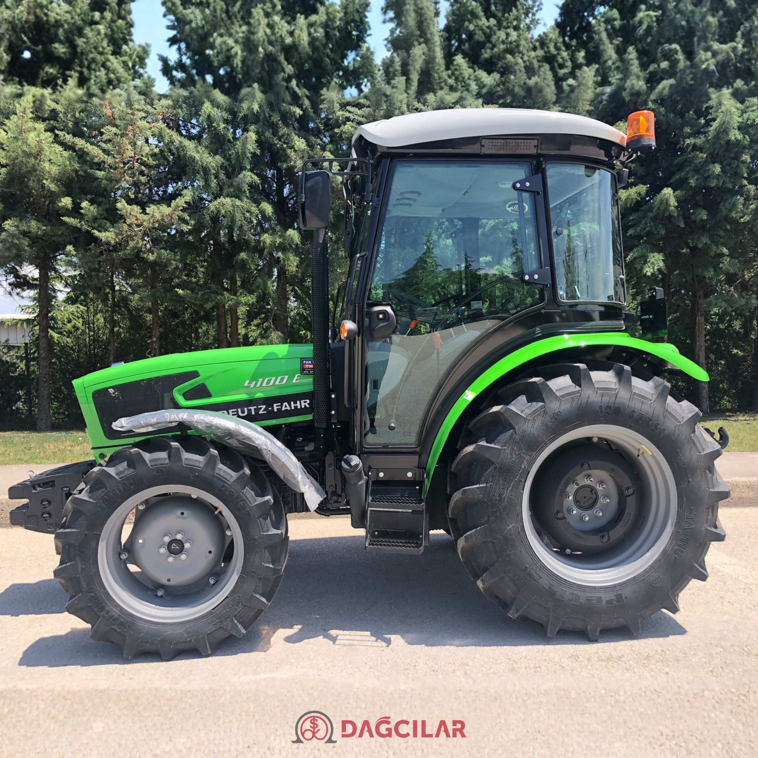 Deutz 4100e Traktör Kabini